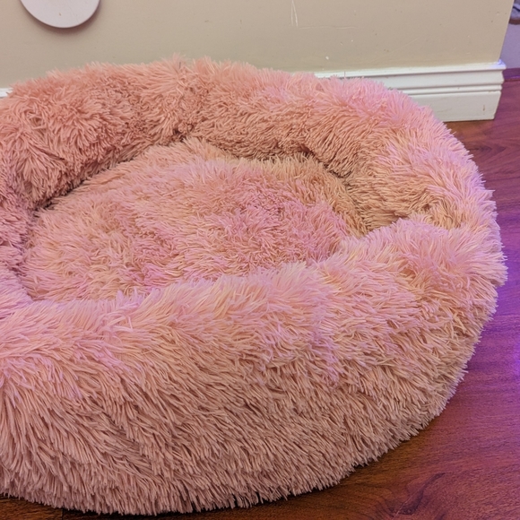 Pet's Cushion Bed - Picture 4 of 13